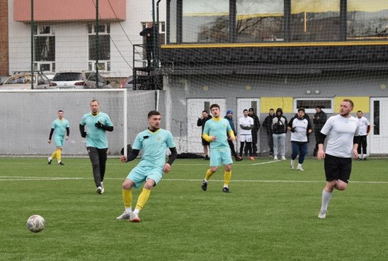 Благодійний Турнір з міні-футболу “Слава ЗСУ!”-2024. Позаду – груповий етап і чвертьфінали, попереду – півфінальні протистояння