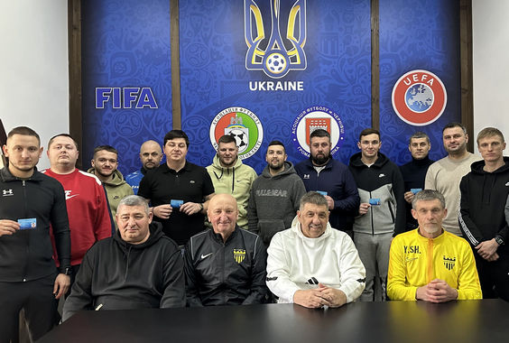 У Чернівцях успішно завершили навчання за программою подовження «С»-диплому УАФ